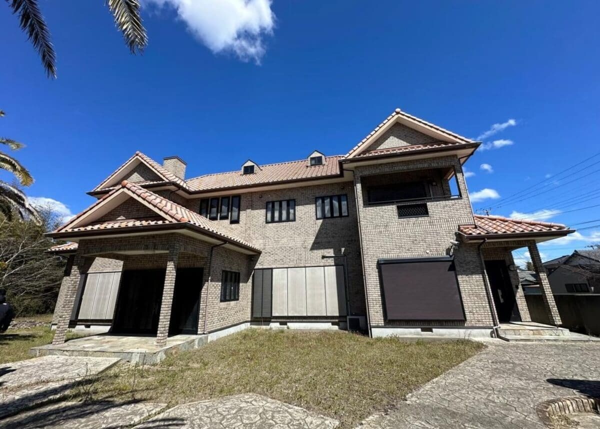 Shirako coastal estate exterior view